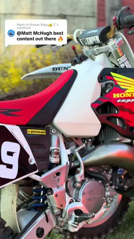 Replying to @Rowan Nagy👑🕊️ thanks bro🤘🤘🤘 #hondacr125 #hondacr500 #honda #dirtbike 
