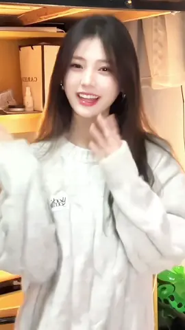 🥰 #douyin #chinesegirl #gaixinhtiktok #xuhuong #viral 