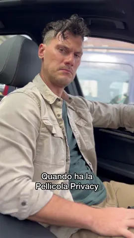 Tagga chi ha quella dannata pellicola 😂 #theboniquez #risate #vitadicoppia #ridere 