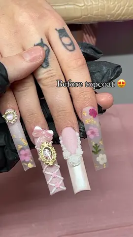 Before and after topcoat 😍🌸🎀🩰💕✨ #acrylicnails #hellokittynails #sanrionails #springnails #coquettenails #coquette #bownails #nailcharms #fyp #foryou #utahnailtech #utahnails #flowernails #encapsulatednails 