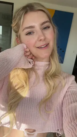 Every girl deserves millions of likes 💕