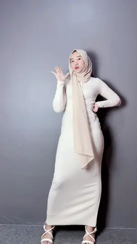 Dress yang ditunggu tunggu ready stok bepp🫶🏻🫶🏻#dresshanafashion #dressbodycon #dress 