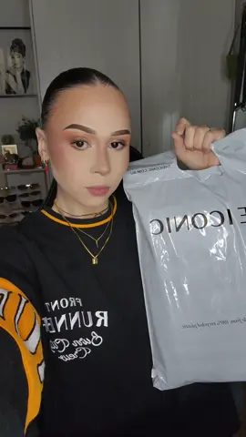 This might be the best purchase of the year, these jeans need to go viral 😍 #lioness #jeans #denim #theseshouldbeviral #viral #fyp #fashion #iconic #theiconic #bestpurchase #onlineshopping 