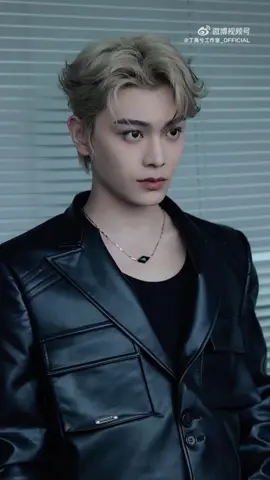 #ติงอวี่ซี #DingYuXi #ติงอวี่ซี丁禹兮dingyuxi #ซีรีย์จีน #ดาราชายจีน #ติ่งจีน #ติ่งจีน🇨🇳🇨🇳  ไอดอลท่านนึง งานสายตาทำลายล้างสูง😘😘มองกีทีก็ใจละลาย❤️❤️