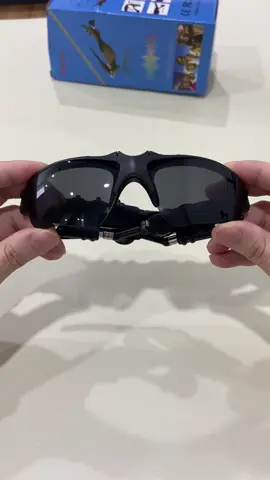 A product with headphones and sunglasses, I always take it with me when I drive outdoors.#earphoneglasses #fyp #foryou 