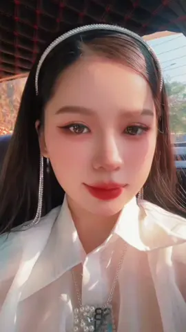 Nên vậy.