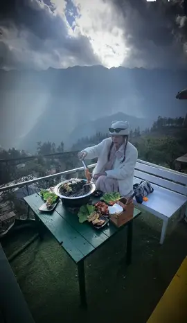 Sân nhà em 🍁mời các bạn ghé chơi nhà #ladohomestay #homestaydep #nuongbbq 