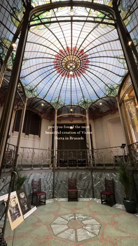 📍: Hôtel van Eetvelde  This hotel, a jewel of Brussels Art Nouveau, is classified as a UNESCO World Heritage Site and offers guided and self-guided tours. ⏰ Monday, Saturday, and Sunday from 10 a.m. to 5 p.m.  💸 8-12€ #museumtok #brussels #hiddengems #secretplace #artnouveau #horta #belgiumtiktok #dateideas 