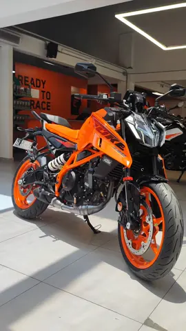 KTM 390 Duke G3 🔥🚀🤤 KTM Medellín info Dm #ktmlover #bikers #motos #medellin #ktm #sueños #metas #readytorace #contenido 