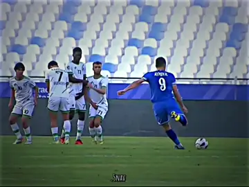 هذا ايمن ولا رونالدو 😦✨ @aymanhussen9  #ايمن_حسين #ابو_طبر💙🦅 #المنتخب_العراقي #العراق🇮🇶 #اكسبلور #fyp #foryou #fypシ #foryoupage #lraq #lraq🇮🇶 