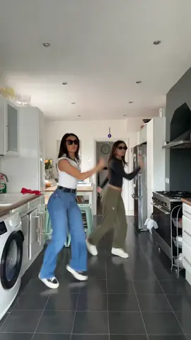 😐😐 —> 😎😎