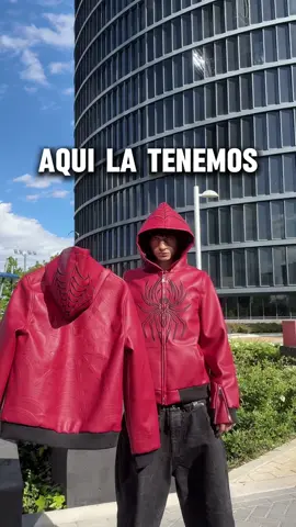 el nuevo color de la mejor chaqueta del año 🤐 @Elixir Worldwide #parati #fyp #daniz #danizvfx #outfits #y2k #danielson #cybery2k 