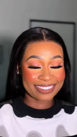 🔥❤️. Graduation makeup. 📍Pretoria central. ‼️WhatsApp 0670175051 for bookings‼️ #pretoriacentralmakeupartist #makeupartistinpretoria #makeup #beauty #beautifulmakeup #fyp 