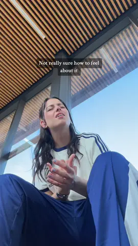 I want you to stay🥺 #fyp #foryou #singing #singer #trending #viral #trend #viralvideo #song #music #cover #coversong #singingcover #rihannacover #singingchallenge #coverchallenge ##foryoupage #sofiacamara #rihanna #VoiceEffects 