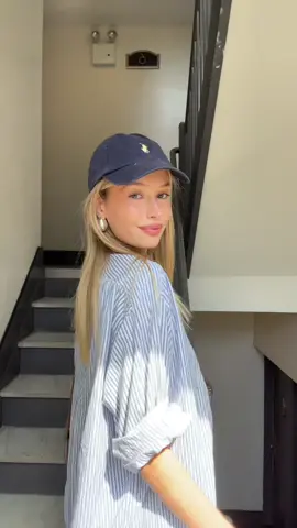 waited till I was in NY to use this audio 💙 #nyc #springstyle #buttonup #polohat #ralphlauren #modelinnyc #modstyle #style 
