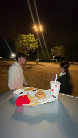 casi no lo contamos @𝖆𝖕𝖔𝖑𝖔 