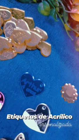 - Etiqueta personalizada em Acrílico Ideal para bolsas,Sousplast, laços e artesanatos em geral . Formato: redondo, retangular,oval,moldura,coração, borboleta ou Flor. Espessura: 2 mm Cores disponíveis: Dourado, Prata, Rosé, Incolor e Acrílico Escovado. WhatsApp: (11)98353-9227📲 #cazorlalaser #borboletas #borboleta #acrilicocristal #acrilicopersonalizado #etiquetaspersonalizadas #crochet #croche #artesã #artesanato #rells #rellsvideo #rellsviral #croche #crochet #artesanato 