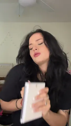 Do you remember me doing this years ago? Hahaha #lipsync 