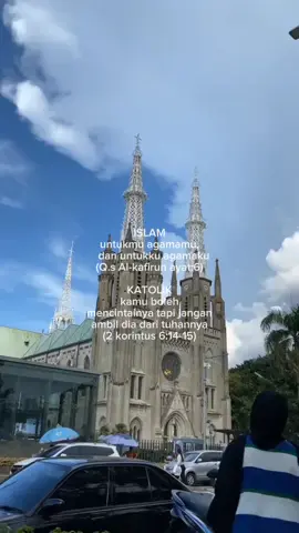 yng beda agamakomen😩#bedaagama🕌💒 #fyp#islam#kristenprotestan#katolikku_keren#fouryou#cintabedaagama#katakatamotivasi#fyp#storytime#fyp