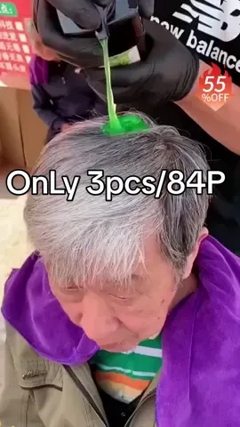 Darken your hair and reduce your age. With this plant-based buddle hair dye, dye your hair at home💪💪 #hairstyle #fypシ #trendingvideo #blackhair #bubbleplanthairdye #hairshampoo 