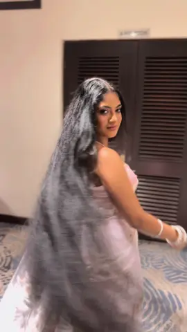 When ur hair does all the magic 😫🩷 #fypシ #CapCut #fyppppppppppppppppppppppp #foryoupage #viral #goviral #trending #srilanka #tiktok #browntiktok #fyyyyyyyyyyyyyyyy #สปีดสโลว์ #สโลว์สมูท #longhair #mwahh #perfectlyfine #asiangirl #feltcute 
