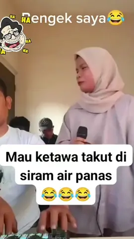 Disiram air panas🤣🤣🤣#videongakakkocak #videolucu #soundfypシ #fyp #fypシ゚viral 