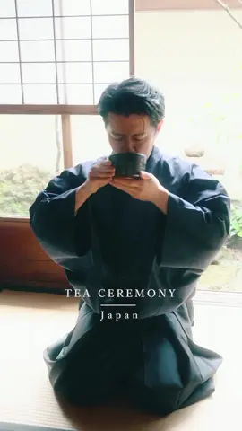 The Japanese tea ceremony, or the way of tea, is a ritualized form of making and drinking tea that emphasizes harmony, respect, purity, and tranquility🍵 #teaceremony #japaneseteaceremony #sado #茶道 #japan #japantravel #japantrip #anime #animejapan #japananime #japantourism #japantour #japangram #japan🇯🇵 #traveljapan #tripjapan #torii #toriigate #japanstyle #japanculture #traveljapan #tripjapan #japangram #Kyoto