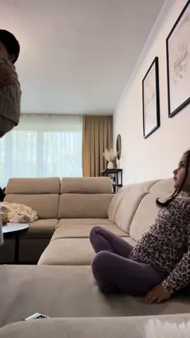 Spaß video 😂 Aber ich denke das würde 100% so stimmen 😂 #spaßmusssein #spaßhaben #papatochter #fy#viral#fypシ゚viral #krebs#krebskrank #krebskrankekinder #kanserlemücadele #kanserdegilsengüçlüsün 