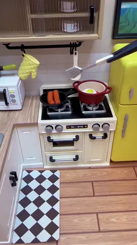 Let’s organize my mini kitchen 👩‍🍳🔪 🛒 Shop yours at: www.robotimeonline.com #DIY #diydollhouse #miniature #rolifeminiature #rolifediy #tinythings #rolife #minikitchen #fyp 