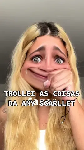 acabei com todas as coisas da @Amy Scarlet (segue no insta @rebecalemos) 