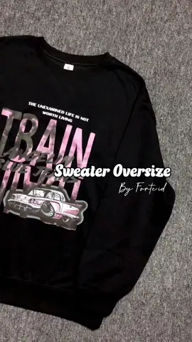 Sweaternya tebel & bahannya lembut. Worth it to buy sih 👀🤏🏻