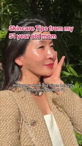 These are 5 tips we can all learn from my 51 year old Korean mom for healthy skin💕 #healthyskin #skin #glowyskin #facials #korean #koreanmom #kimchi #skincare #skincaretips