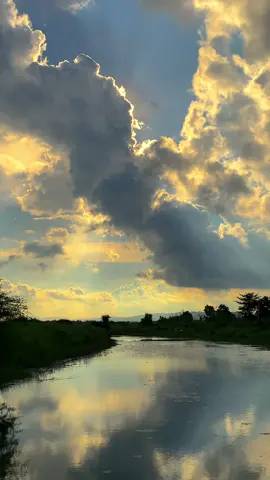 Pesona cewek yg suka we don’t talk anymore💍 #sunset #xyzbca #fyp 