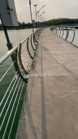 #ท้องฟ้า⛅🌈 #บึงแก่นนครขอนแก่น #ขอนแก่นอีกแล้วหรอ #เธรดวันนี้ #เธรดเพลง #ฟีดดดシ #fypg 