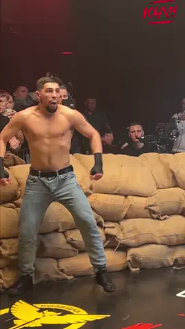 will he get up? #klanfc #спорт (Дії на відое виконуюь професіонали, не намагайтесь повторити) 