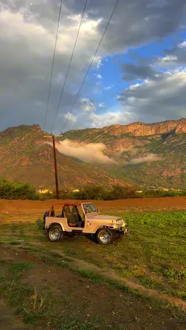 بارق 🌩️🩵 #الهاشتاقات_للشيوخ #jeep_yj #jeepwrangler #tiktok #الشعب_الصيني_ماله_حل😂😂 #ابها #عسير 