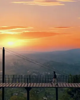 බණ්ඩාරවෙල තියෙන ලස්සන තැනක් “පොරවගල” 🌹 🌻 🌺 #travel #travelsrilanka #srilanka #traveller #Hiking #camping #srinlankantiktok #ceylon_tik_tok #fypシ #foryou #fyp #thevibetribe #waterfalls #hikes #viral 