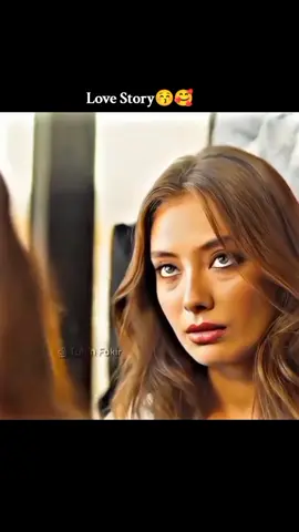 My favorite love story #viraltiktok@BaHeEr Jee  #cutelovestory #unfrezzmyaccount #college #viralvideo #foryoupage 