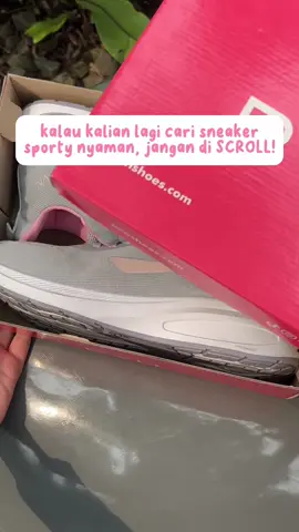sneaker sporty nyaman ya taeri! #pvn #pvntaeri #sneakerswanita 