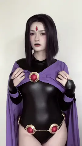 😑😑 #raventeentitans #teentitans #ravencosplay #raven #cartoonnetwork #teentitanscosplay #ravenandbeastboy #foryou #cosplay 