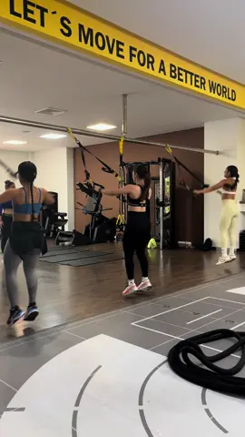 @Mya Gonzales @Emely Perez #gymfriends #gymgirls #GymTok 