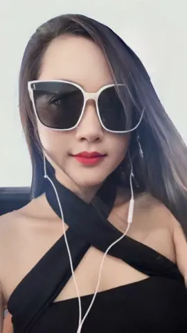 🌺 Tình yêu đã phai mờ như hoa nở không màu, càng níu kéo nhưng lại càng xa cách nhau… 🌺 #xuhuong #xuhuongtiktok #thinhhanh 