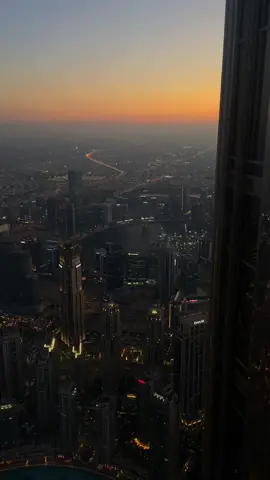 Dubai 🤍 #dubai #dubaiuae #dubaitiktok #fyp #sunset #sunsets #dubaisunset 