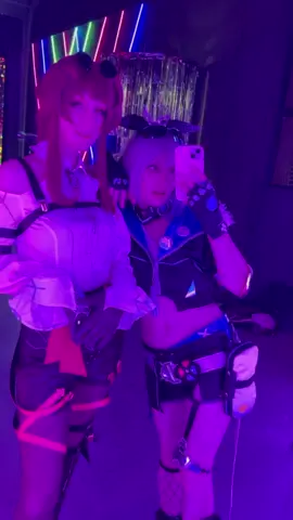 Backstage ✨ Kafka: @sojlan  Blade: @🫧°ChuWu°🫧  Silver Wolf: Me 💕 #honkai #HonkaiStarRail #hsr #kafka #blade #silverwolf #kafkahonkaistarrail #bladehonkaistarrail #silverwolfhonkaistarrail #cosplay #хонкай #хонкайстаррейл #кафка #кафкахонкайстаррейл #блейд #блейдхонкайстаррейл #блэйд #блэйдхонкайстаррейл #сильвер #сильвервульф #хср #косплей 