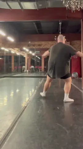 Just a little @Luke Combs dance #DancersComeInAllSizes #fyp #dance #dancer #lukecombs 