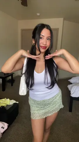 yesterday’s ootd 🫶🏼  • • • #OOTD #outfitideas #fyp #parati #foryou #MomsofTikTok #latina #mamisdetiktok #foryoupage #outfit #grwm #fashiontok #girlytok #outfitoftheday #fitcheck #mami #mombody #skirt #whitetop #springfit 