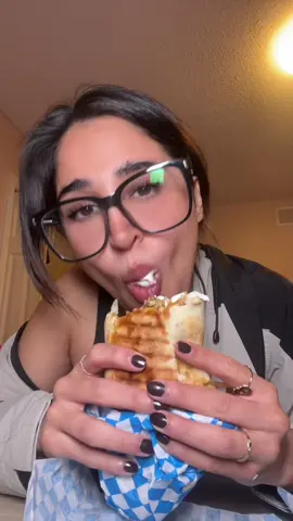 I LOVE SHAWARMA 🌯❤️ #shawarma #middleeastern #mukbang #mukbangeatingshow #fyp #fypシ゚viral #asmrfood 