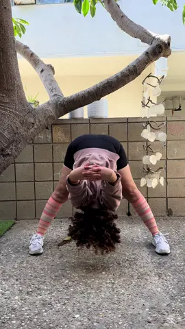 @Nurse Yard gifted me these compression socks and they are the SOFEST I have ever worn 😍🙌 never going back to stiff compression socks ever again!  gifted #nurseyard #compressionsocks #nurse