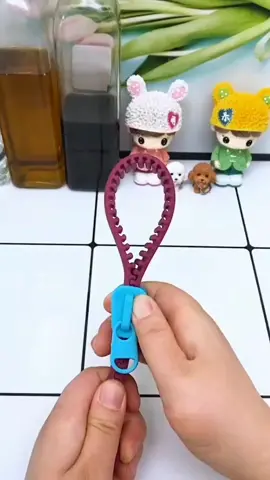 🧴 Multi functional Zipper Can Opener #kitchen #kitchengadgets #KitchenHacks 