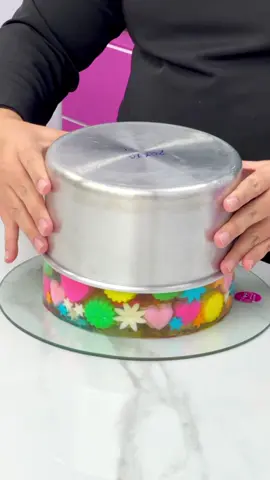 🌈 Aprende técnicas únicas y crea obras impresionantes desde la comodidad de tu hogar. 🎨  ¡Solo quedan 3 días para recibir nuestro 60% de Descuento! 🎉  Aprovecha esta oportunidad de aprender y sorprender a todos con tus creaciones. 😍 🎁 ¡Inscríbete ahora en variedadesnice.com y comienza tu viaje en el mundo de las gelatinas artísticas! 🌟 📲 Nuestros WhatsApp: +58 414-4644673 +58 424-3051306 +58 424-3027952 #CursoDeGelatina #Gelatina #GelatinasArtisticas #CursoOnline #VariedadesNice 